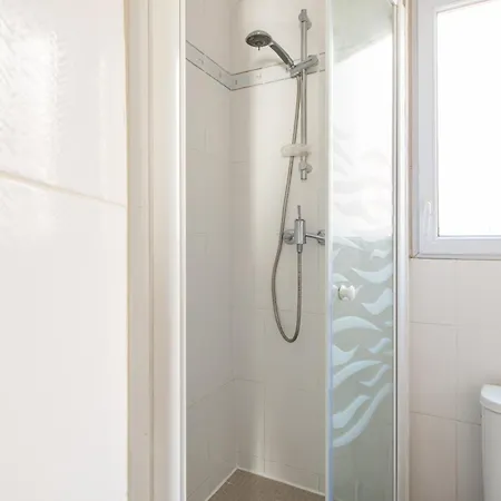 1 Bedroom Ideally Located Only 1 Minute To The Metro In Montmartre Neighbourhood